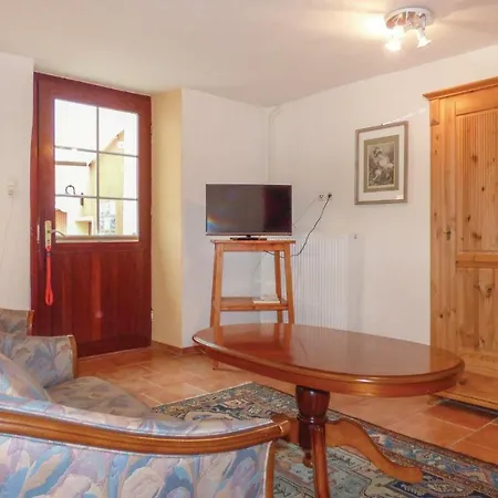 Three-bedroom Holiday In Holiday home