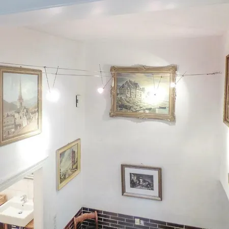 Three-bedroom Holiday In * Ediger-Eller