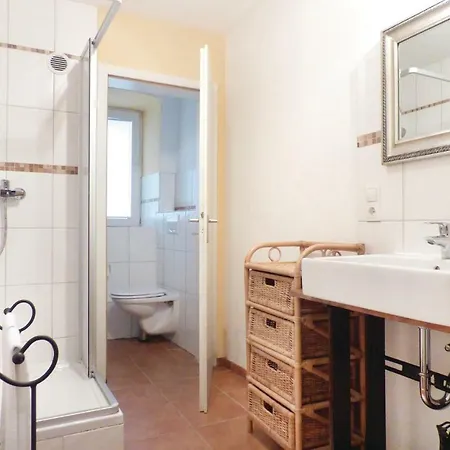 Three-bedroom Holiday In Ediger-Eller